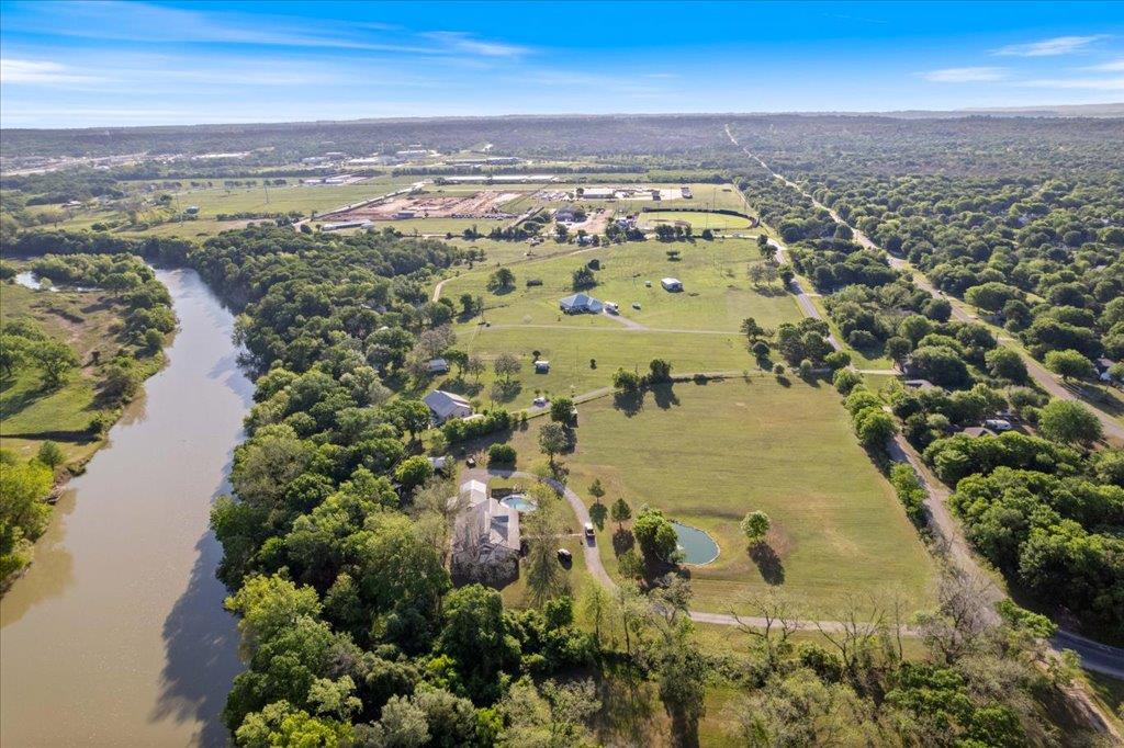 1218 Lovers Lane Bastrop TX 78602