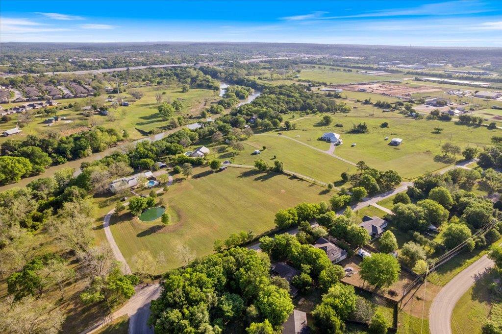 1218 Lovers Lane Bastrop TX 78602