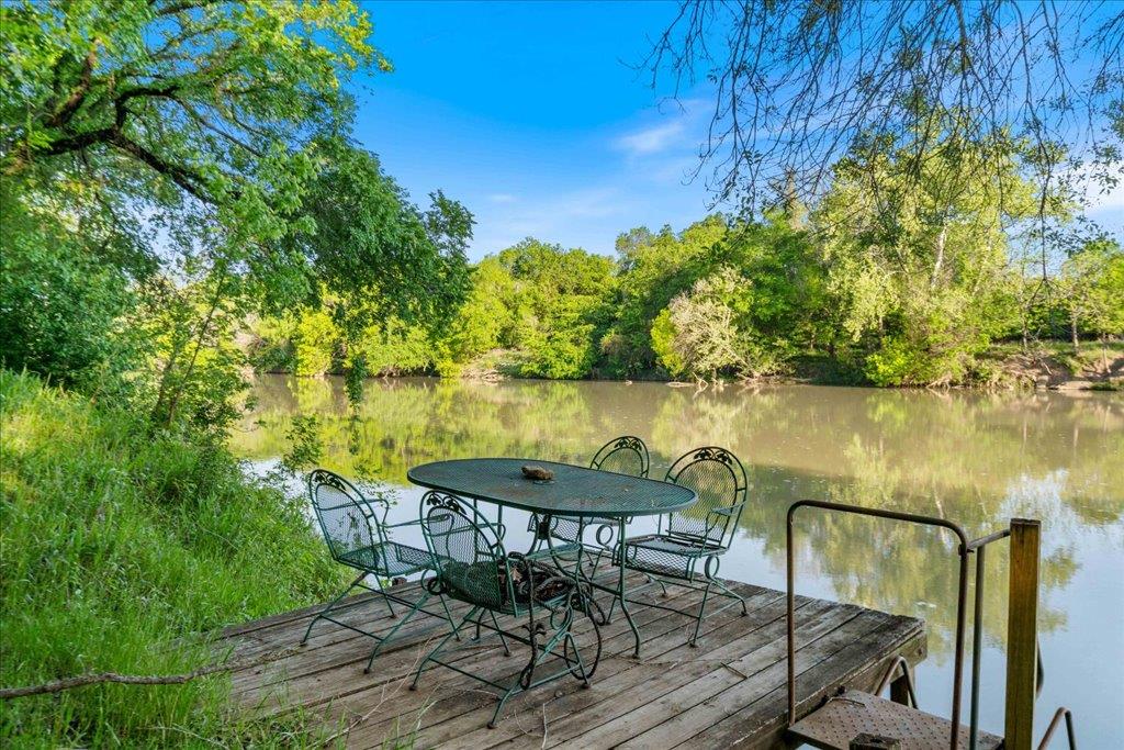 1218 Lovers Lane Bastrop TX 78602