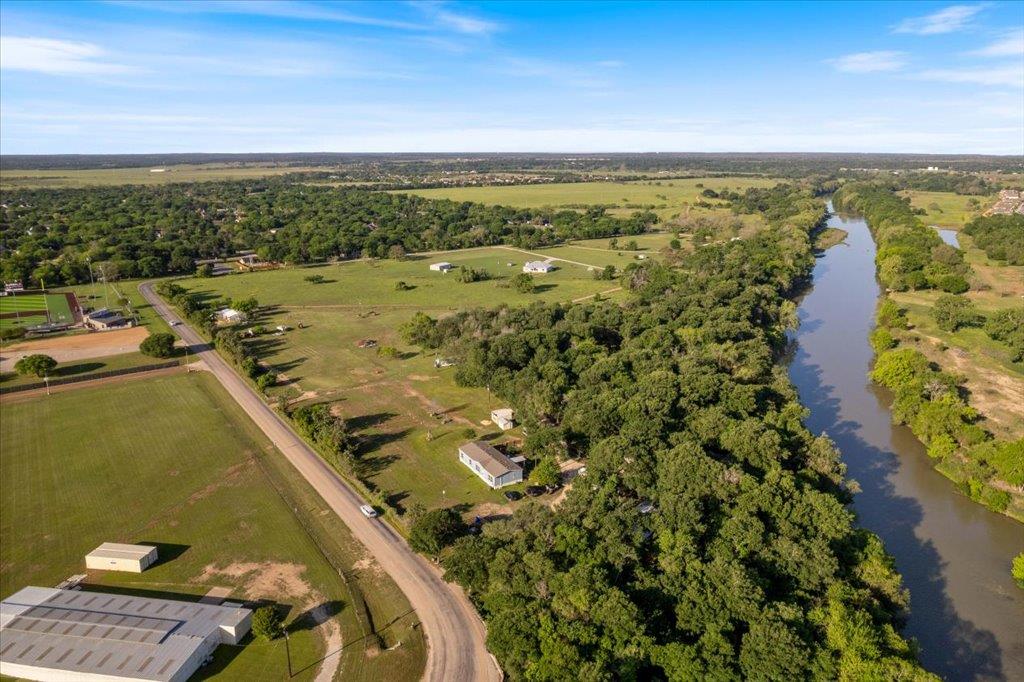 1218 Lovers Lane Bastrop TX 78602