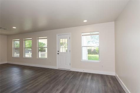 223 Herrera Trail Hutto TX 78634