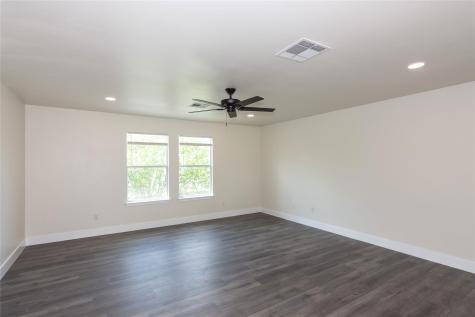 223 Herrera Trail Hutto TX 78634
