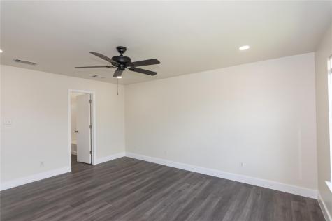 223 Herrera Trail Hutto TX 78634