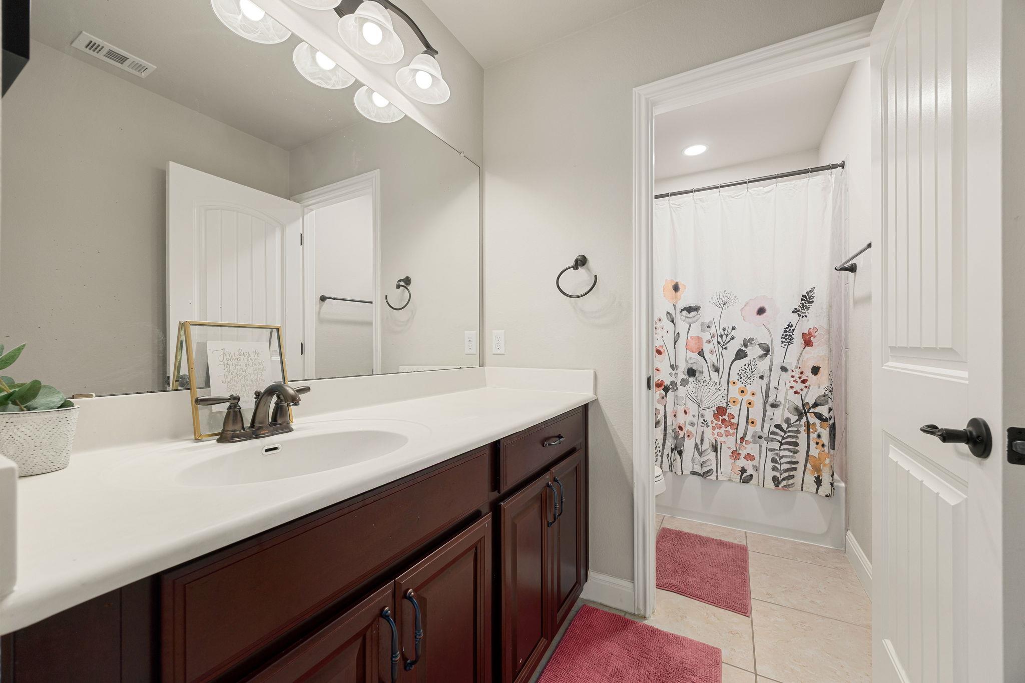 225 Pettigrew Path Buda TX 78610