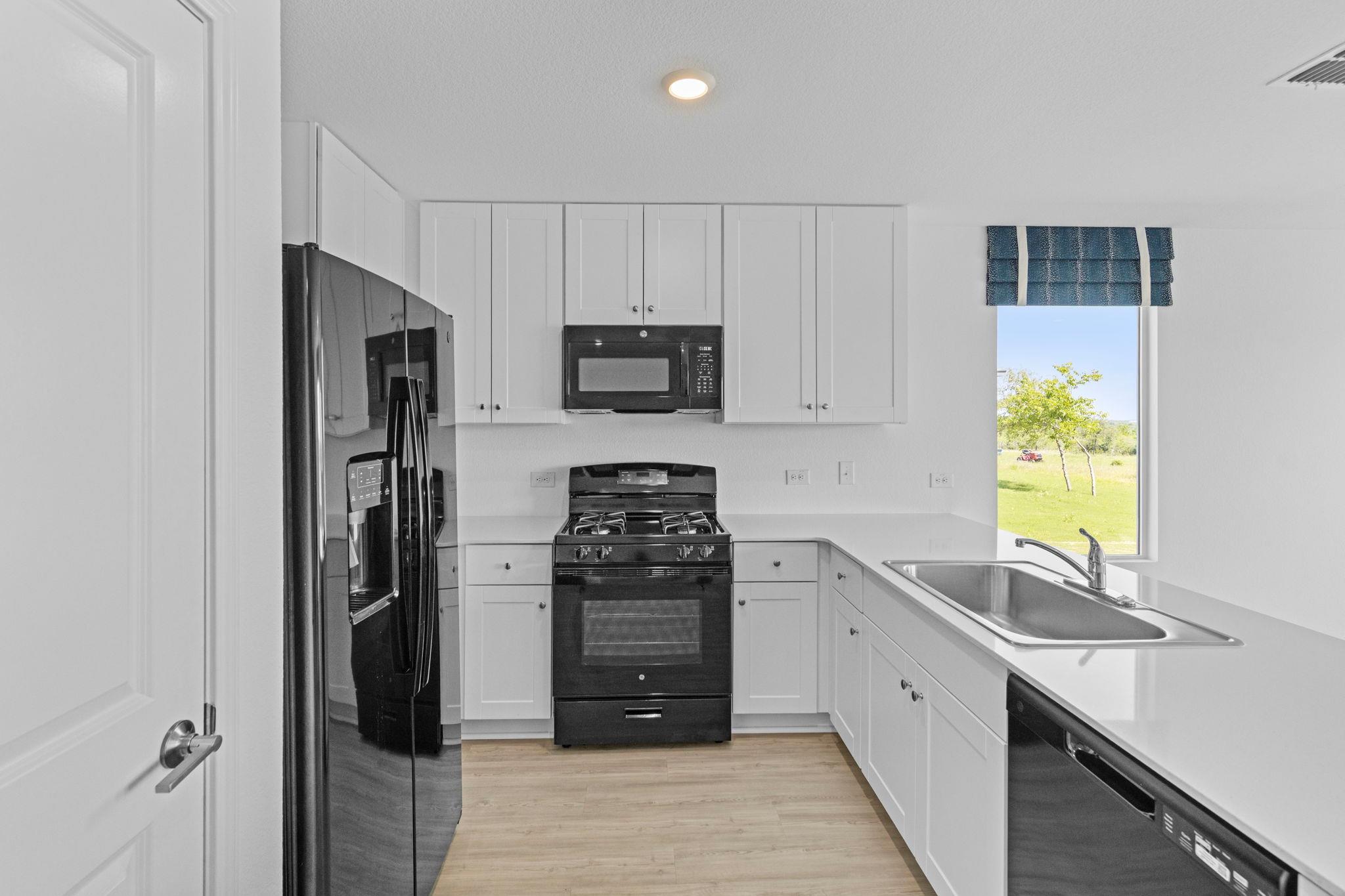 13216 Eastland Drive Mustang Ridge TX 78610