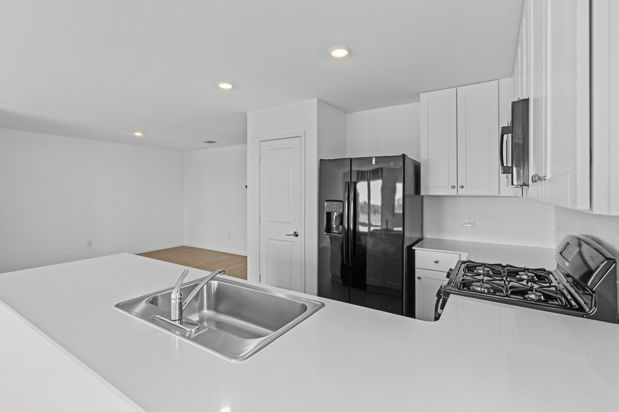 13216 Eastland Drive Mustang Ridge TX 78610