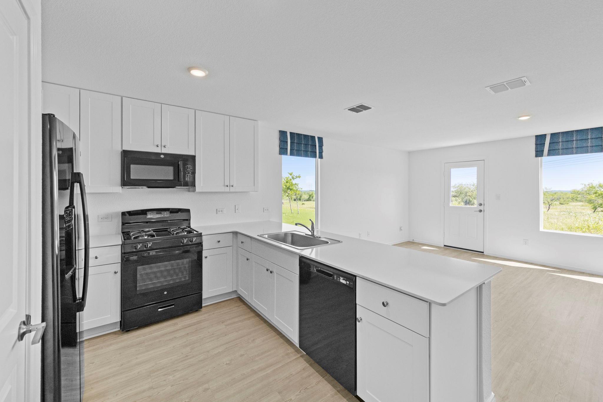 13216 Eastland Drive Mustang Ridge TX 78610
