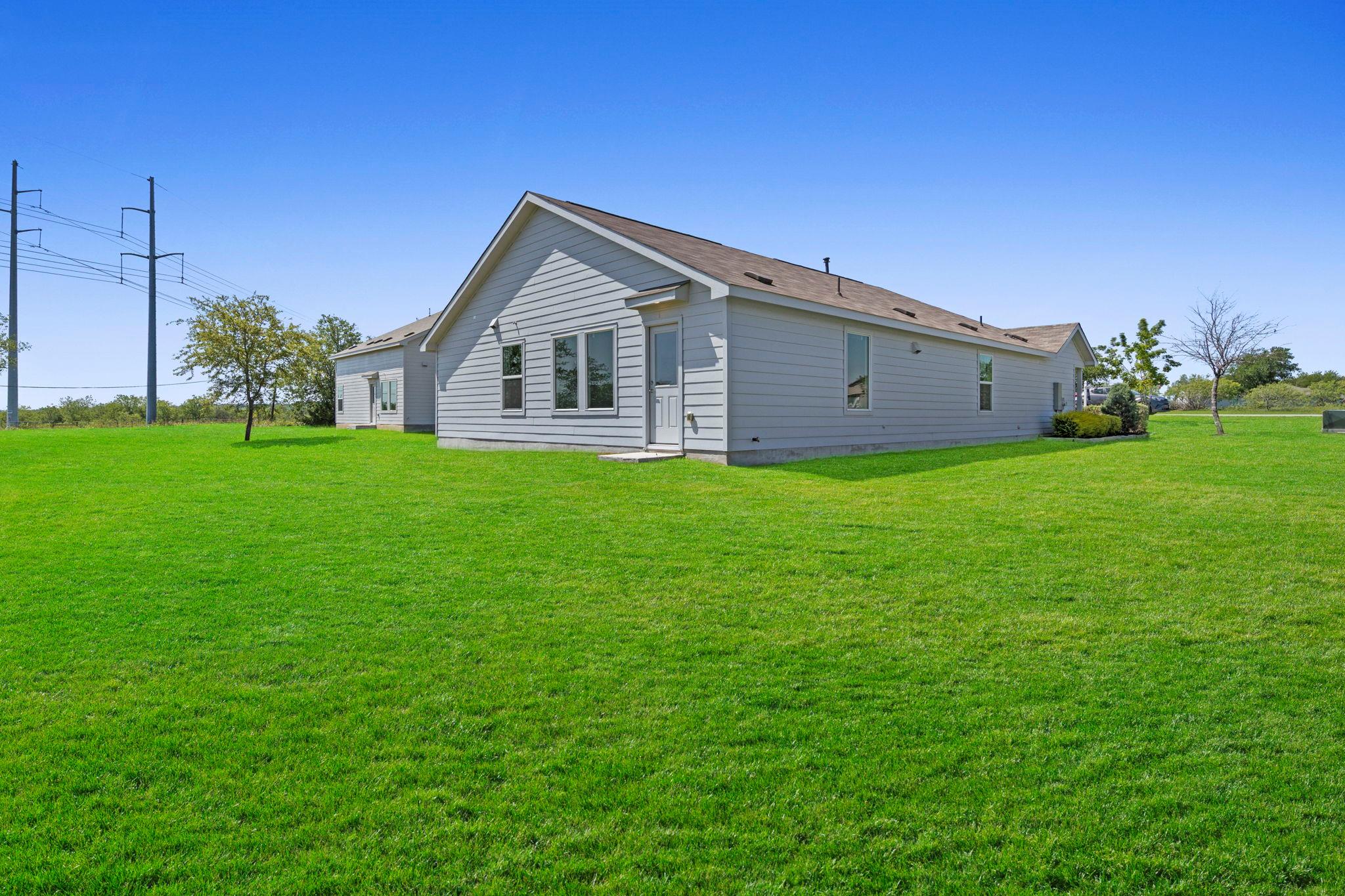 13216 Eastland Drive Mustang Ridge TX 78610