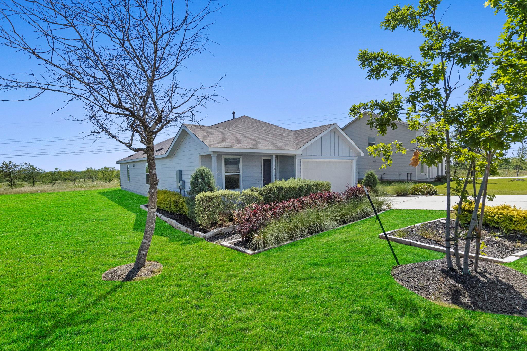 13216 Eastland Drive Mustang Ridge TX 78610