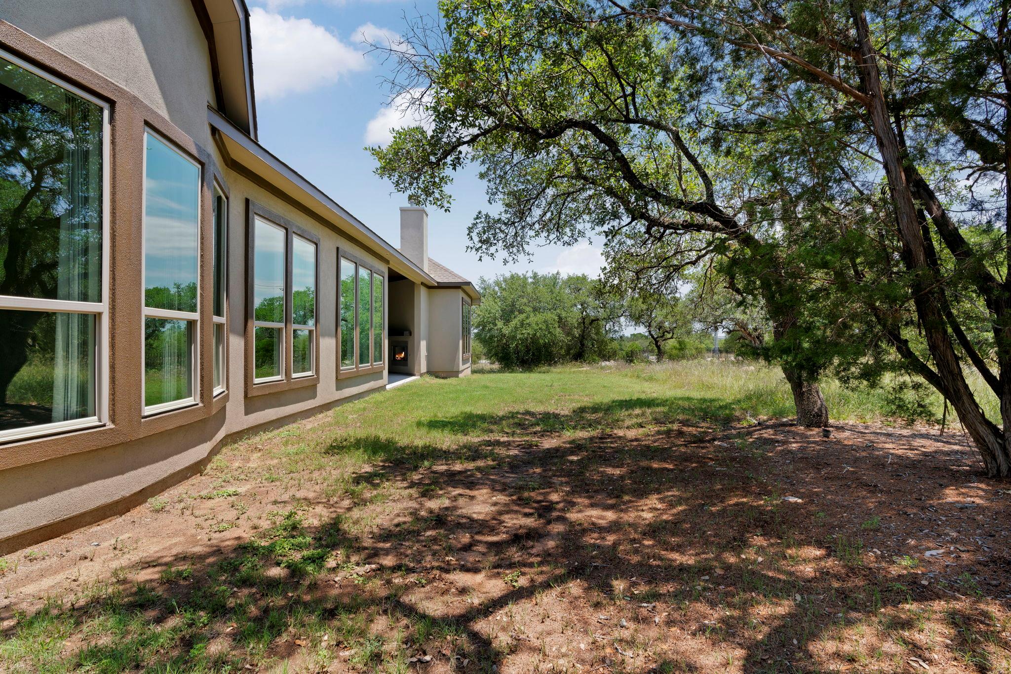 105 Council Oak Court Spicewood TX 78669
