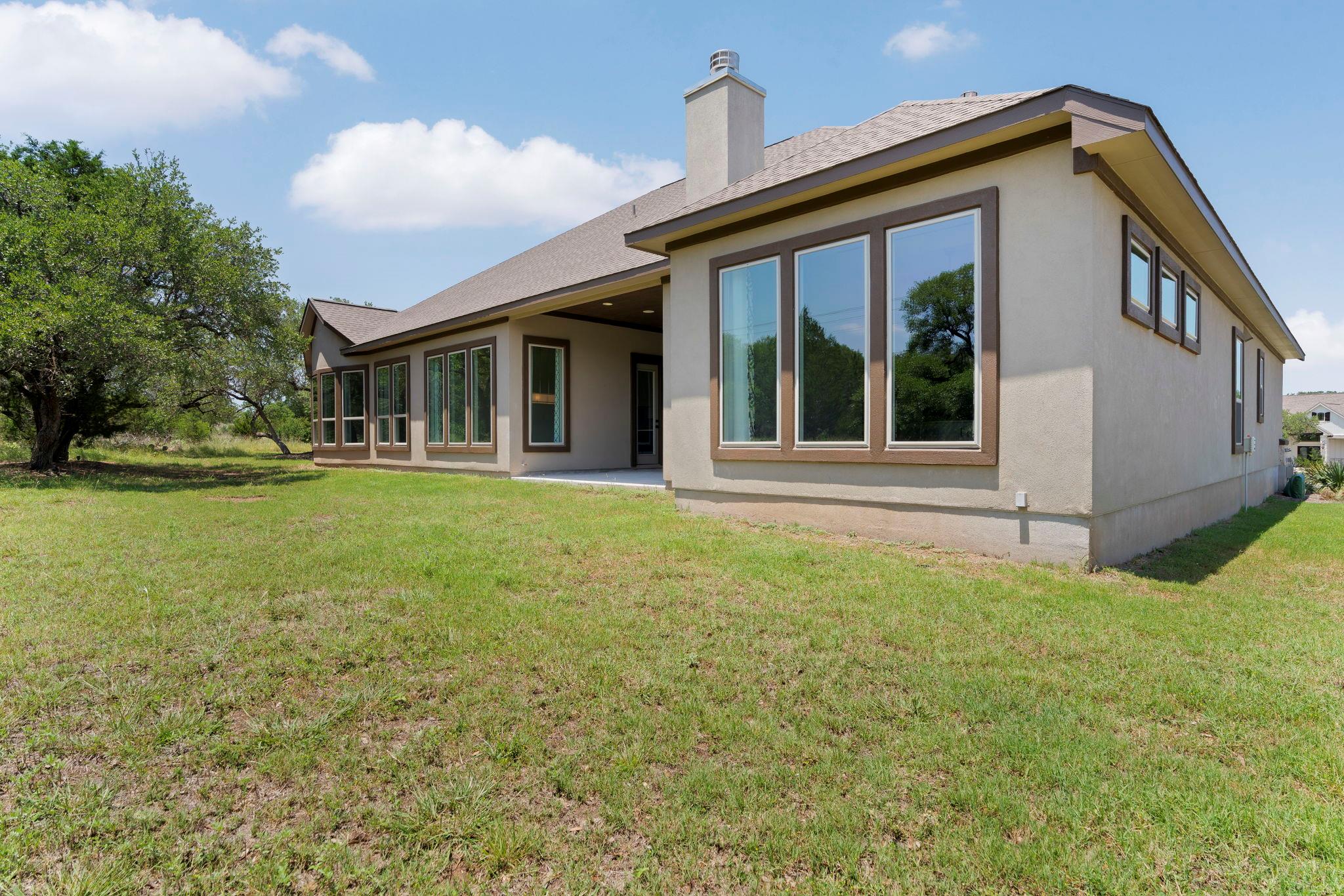 105 Council Oak Court Spicewood TX 78669