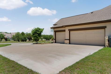 105 Council Oak Court Spicewood TX 78669