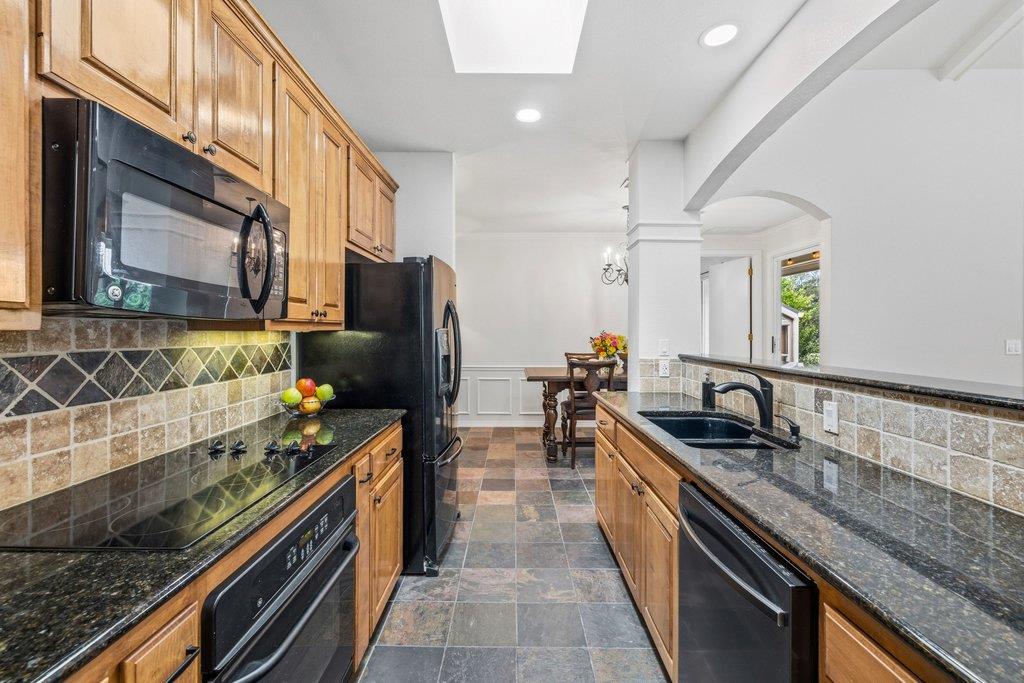 109 Double Eagle Drive Austin TX 78738