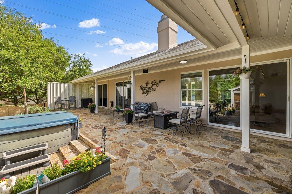 109 Double Eagle Drive Austin TX 78738