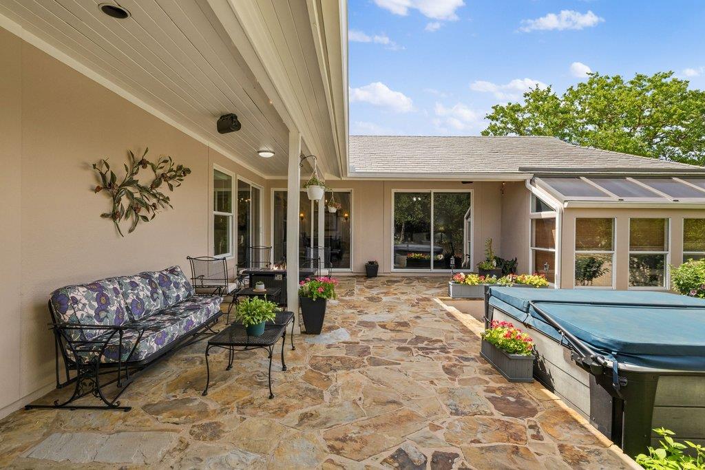 109 Double Eagle Drive Austin TX 78738