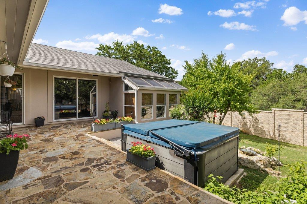 109 Double Eagle Drive Austin TX 78738