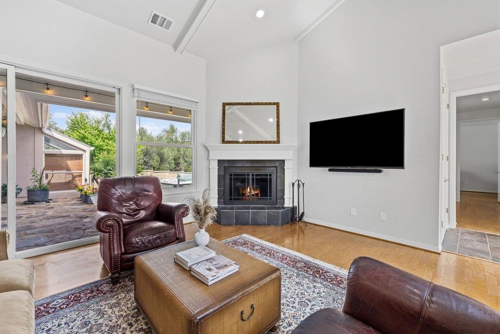 109 Double Eagle Drive Austin TX 78738