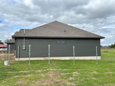 330 Cactus Street Giddings TX 78942