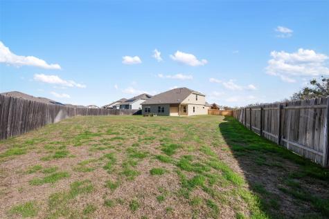 160 Copper Lane Kyle TX 78640