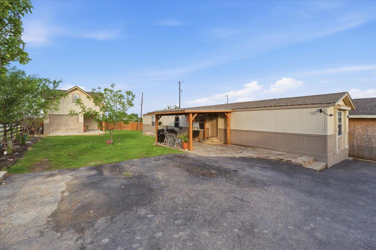 112 Storm Court Kyle TX 78640