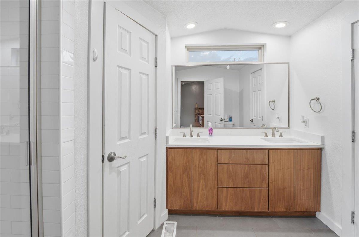 112 Storm Court Kyle TX 78640