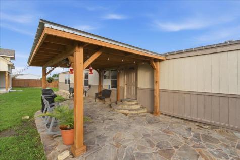 112 Storm Court Kyle TX 78640