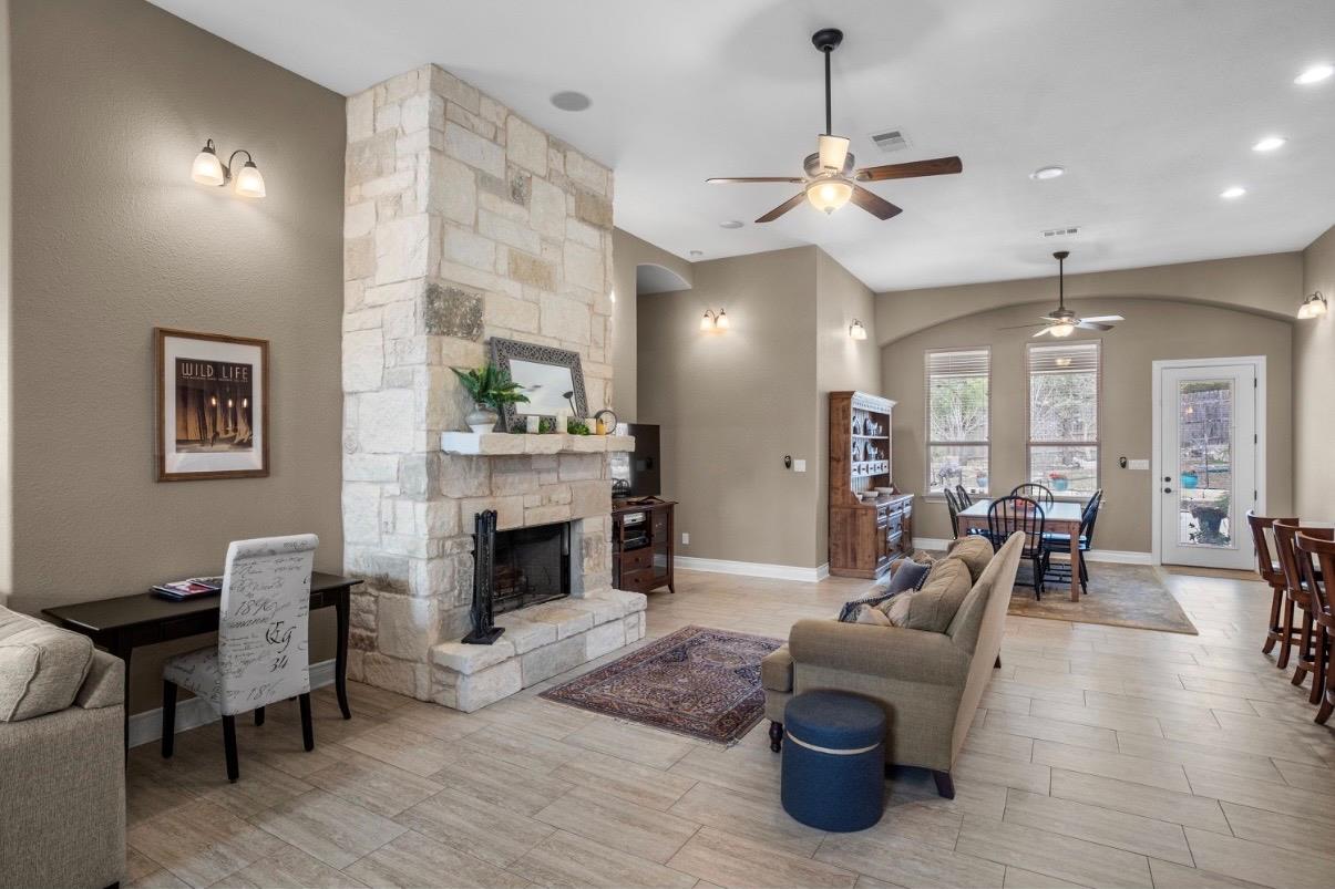 201 Greenridge Lane Dripping Springs TX 78620