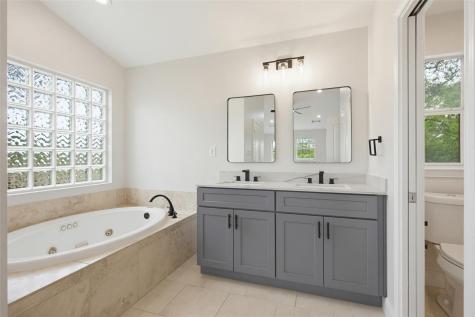 302 Deepwood Drive Georgetown TX 78628