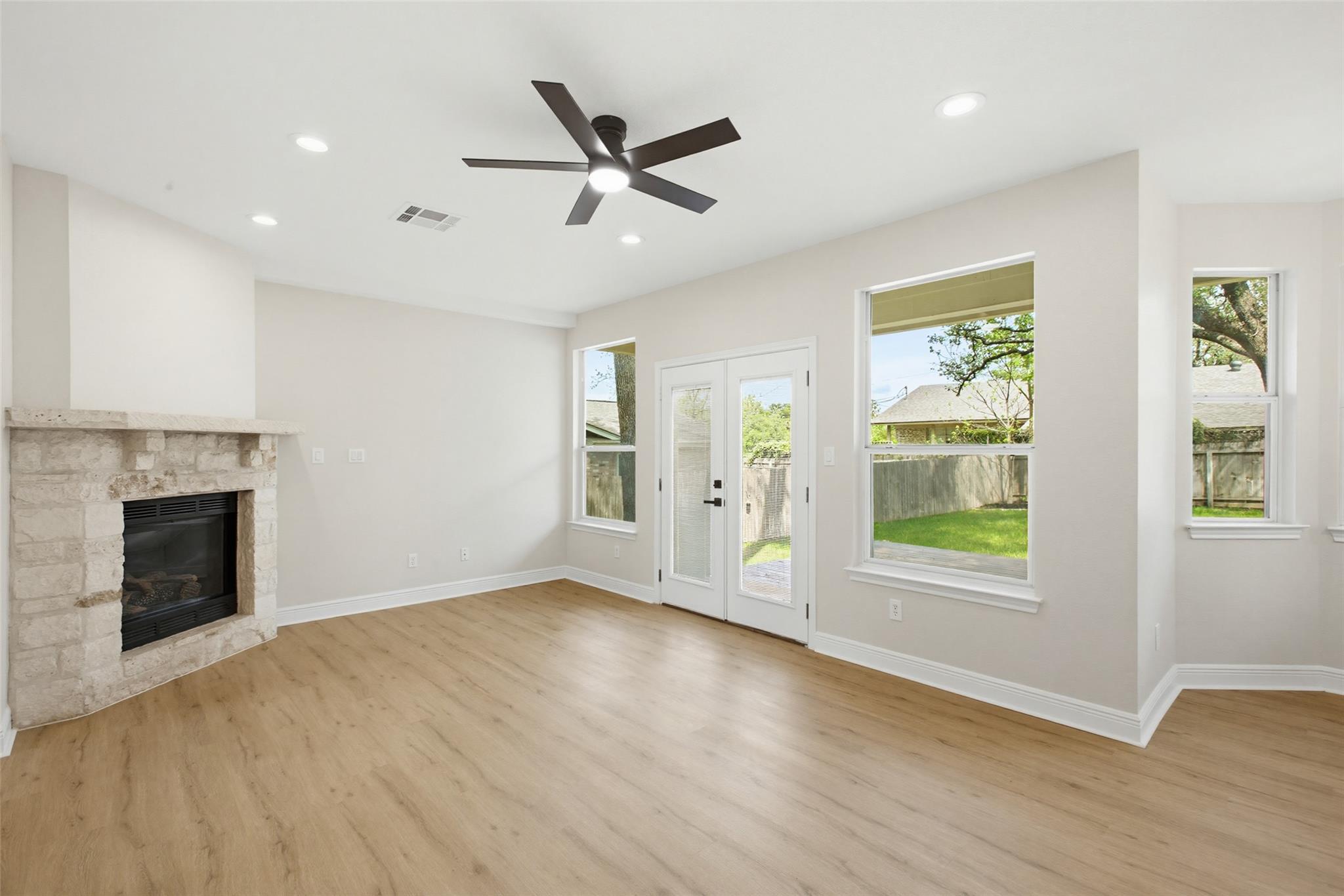 302 Deepwood Drive Georgetown TX 78628