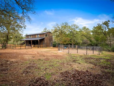 127 Marina Road Smithville TX 78957