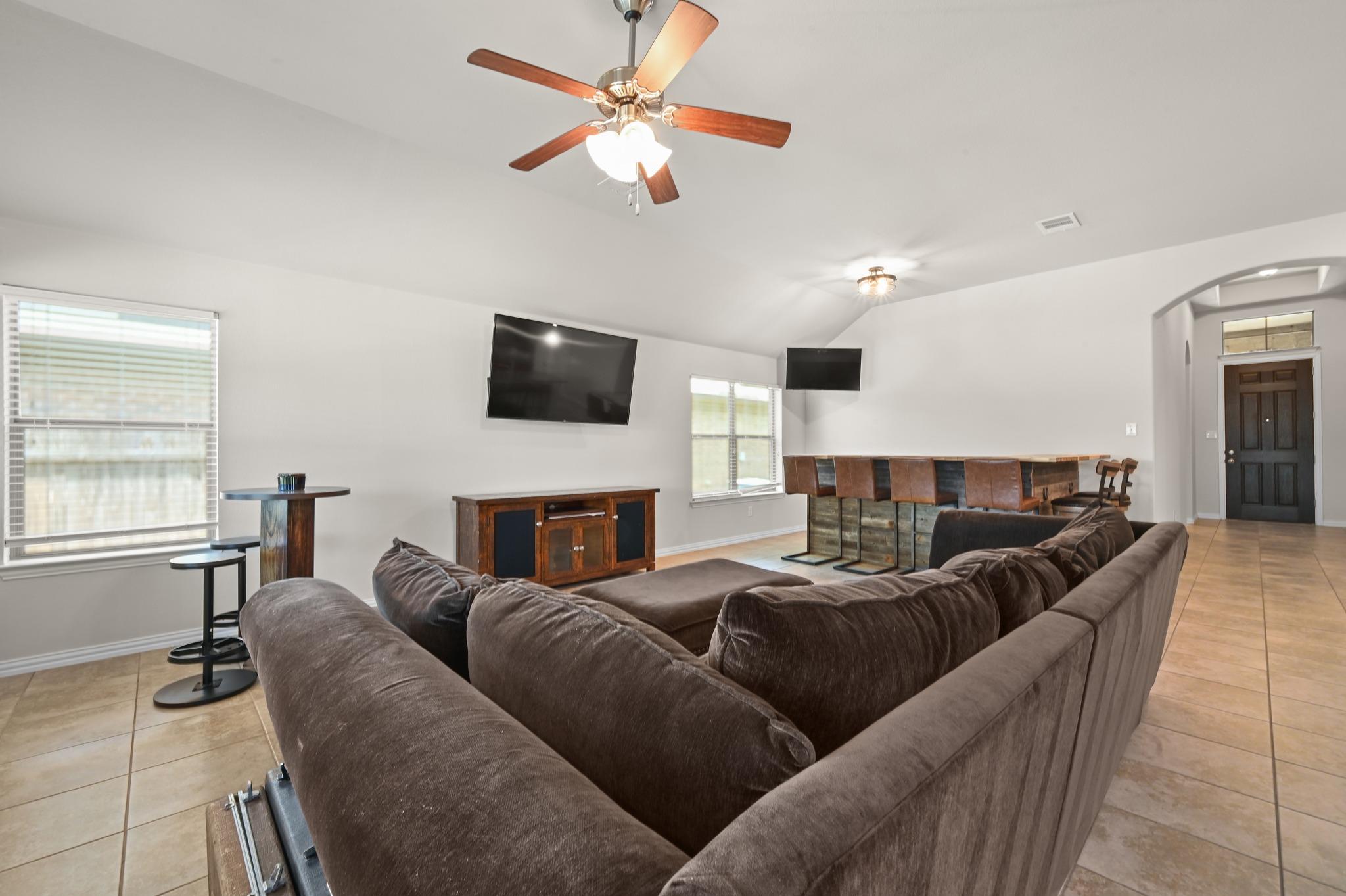877 Hot Spring Valley Buda TX 78610