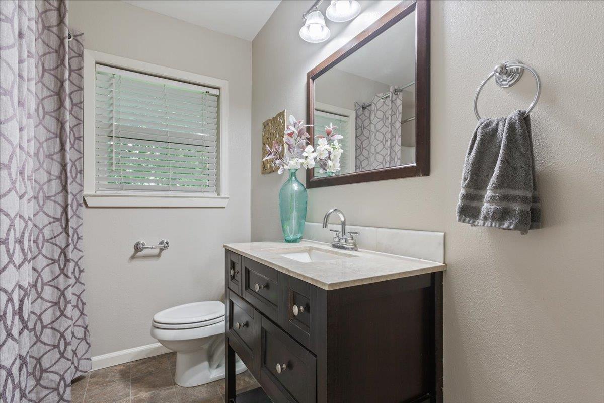 804 Ash Street Georgetown TX 78626