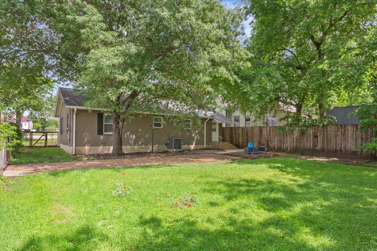 804 Ash Street Georgetown TX 78626
