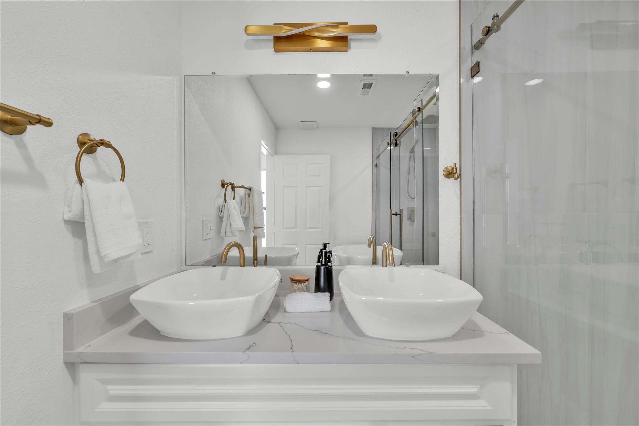 1800 Tamra Court Round Rock TX 78681