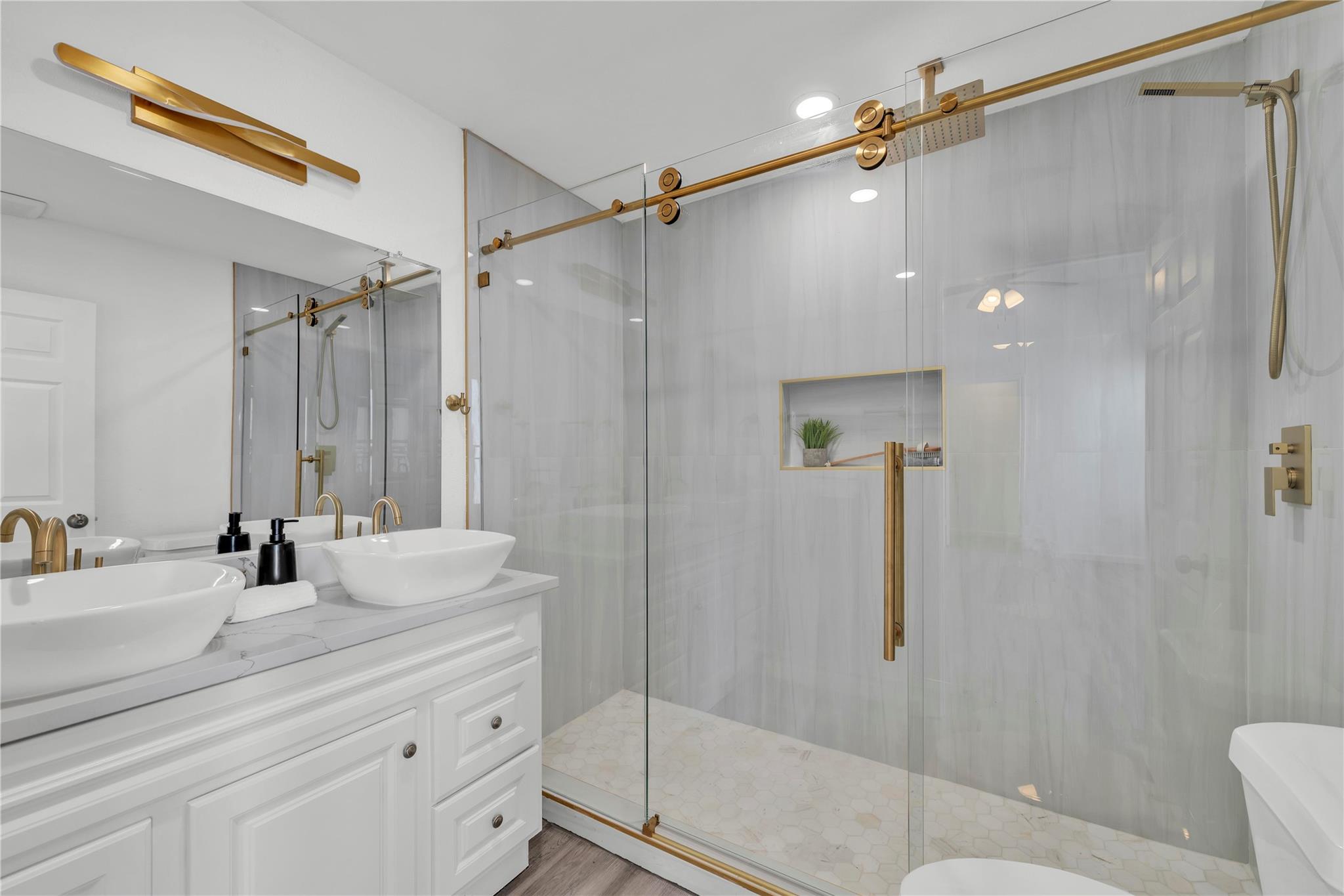 1800 Tamra Court Round Rock TX 78681