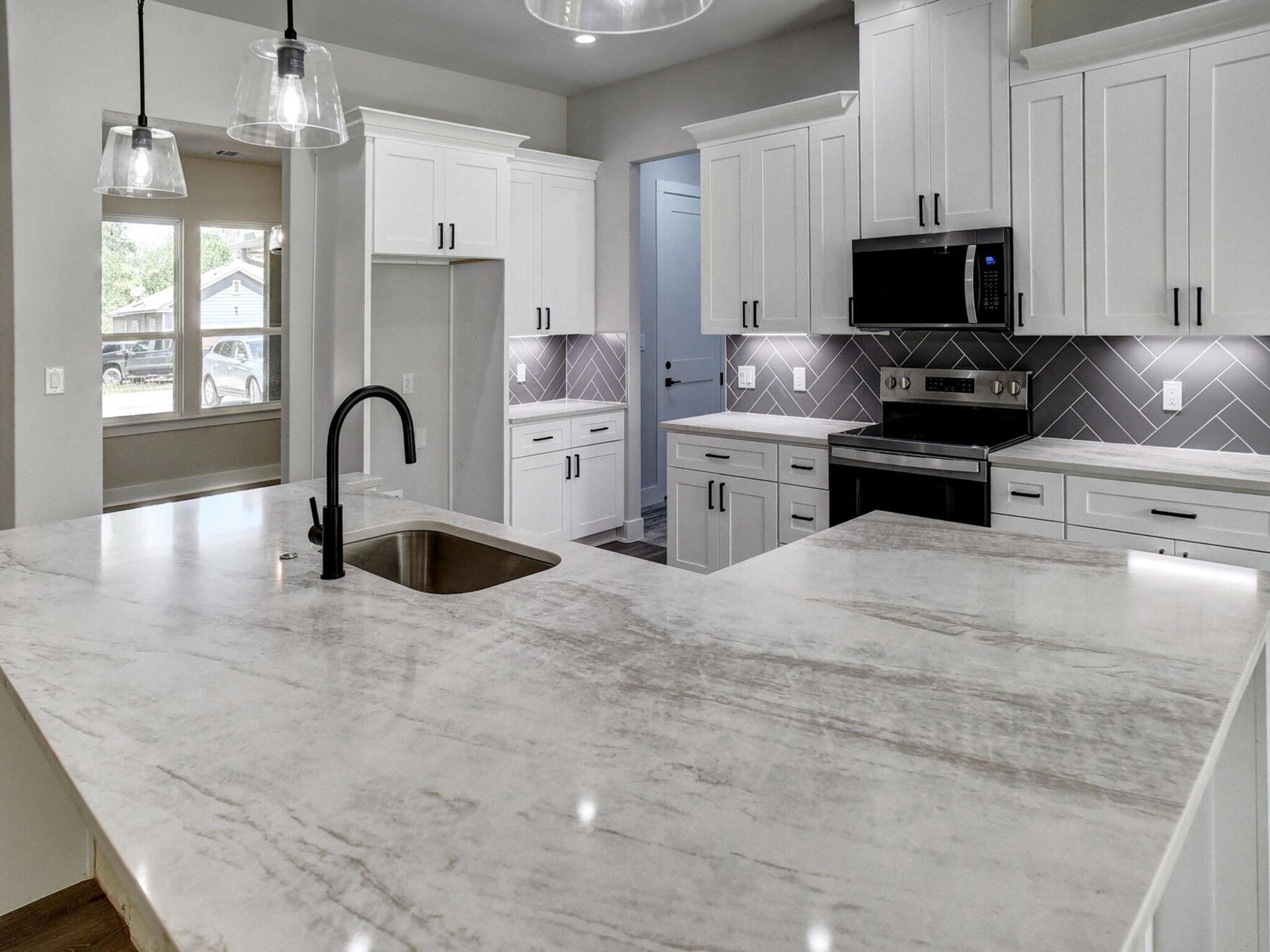 207 Waipahoehoe Drive Bastrop TX 78602