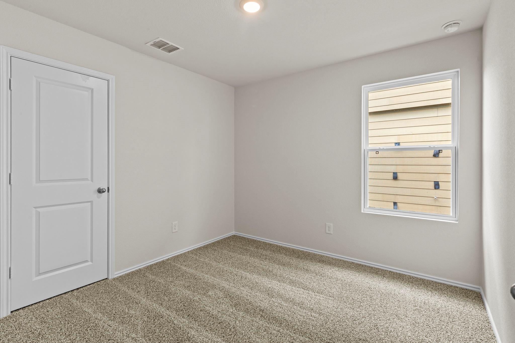 196 Surrey Oaks Maxwell TX 78656
