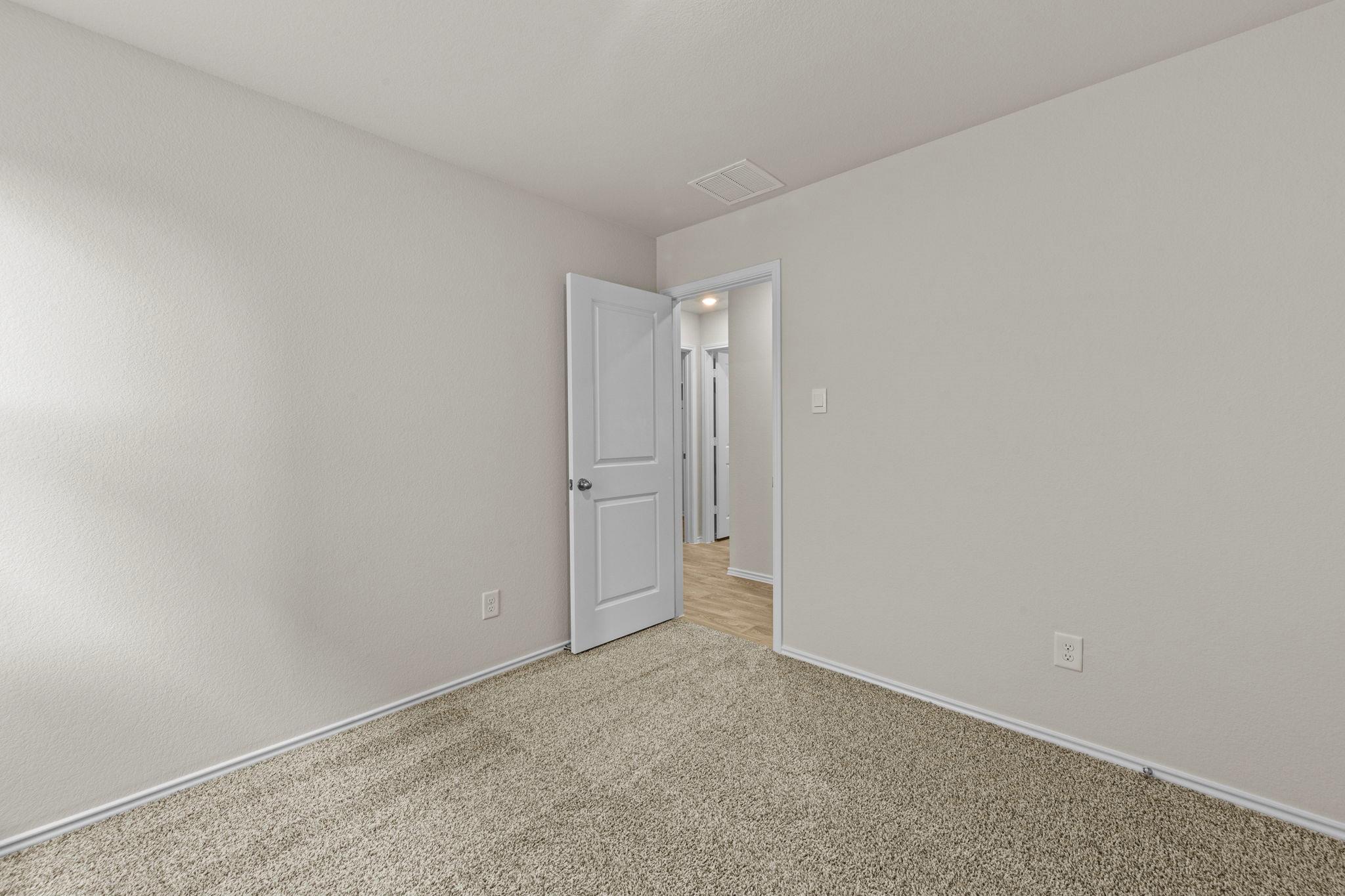 196 Surrey Oaks Maxwell TX 78656