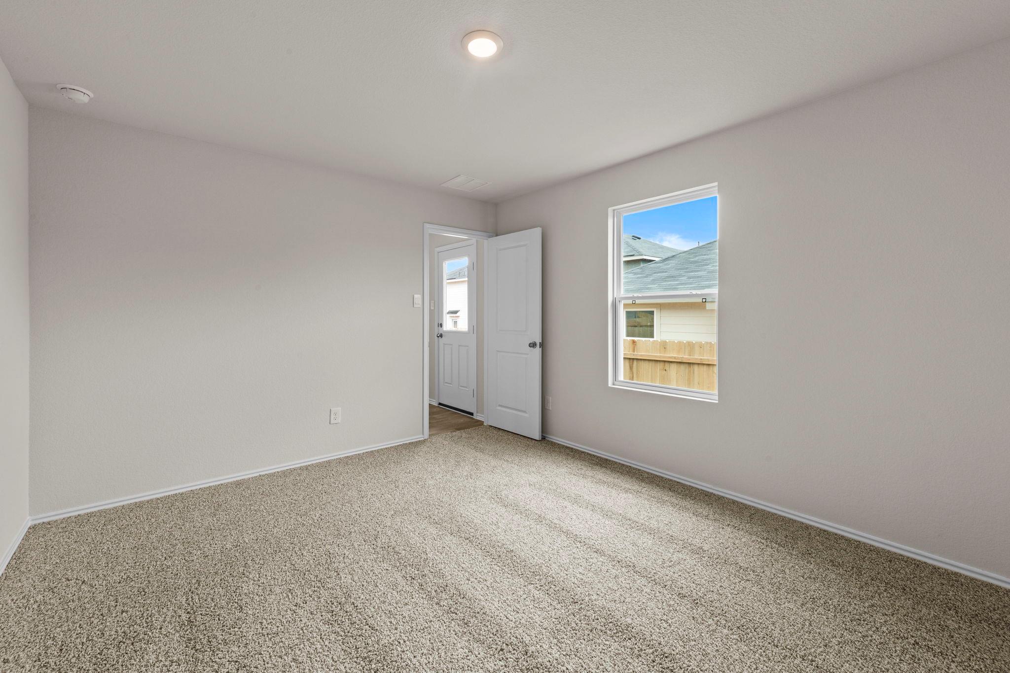 196 Surrey Oaks Maxwell TX 78656