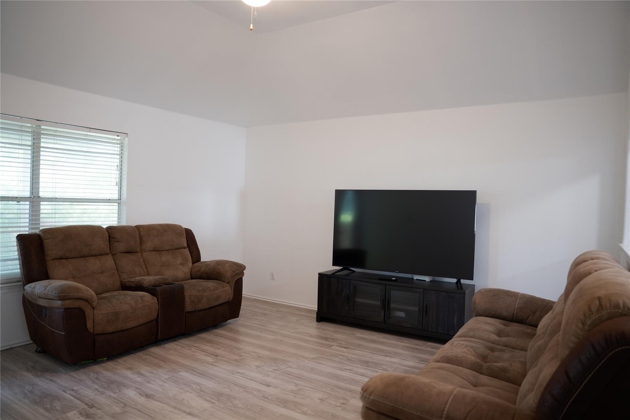 9305 Pioneer Forest Drive Austin TX 78744