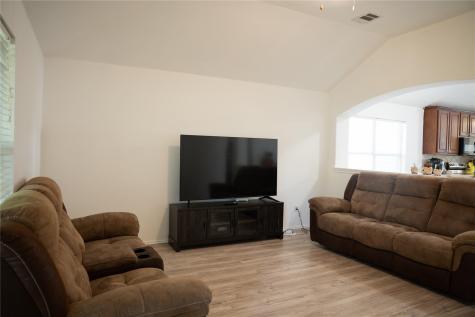 9305 Pioneer Forest Drive Austin TX 78744