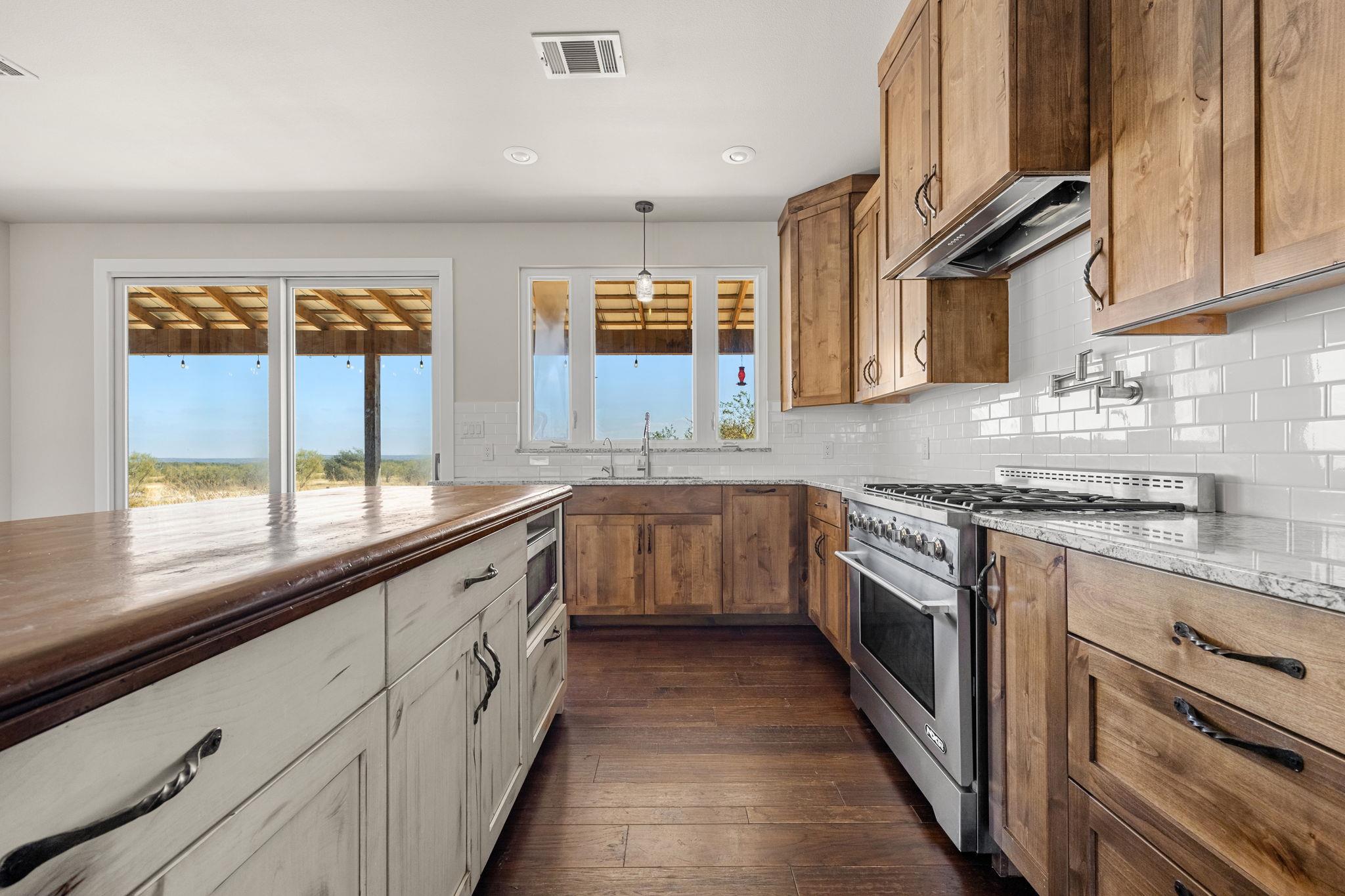 5777 County Road 236 Road Liberty Hill TX 78642
