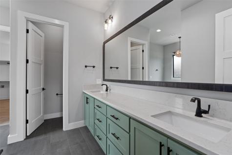 17621 Hunters Hollow Jonestown TX 78645
