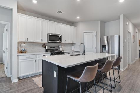 537 Loriner Way Liberty Hill TX 78642