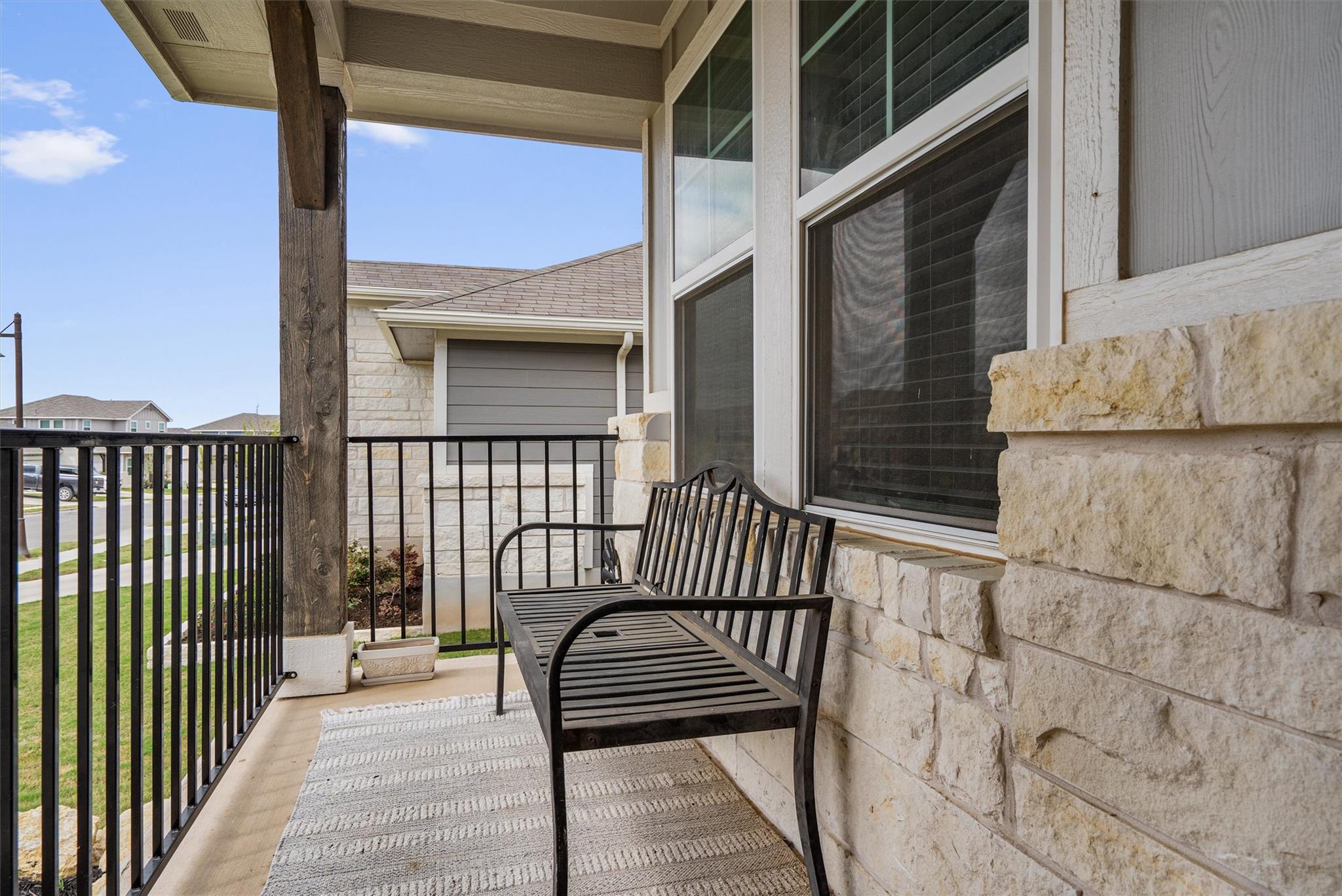 537 Loriner Way Liberty Hill TX 78642