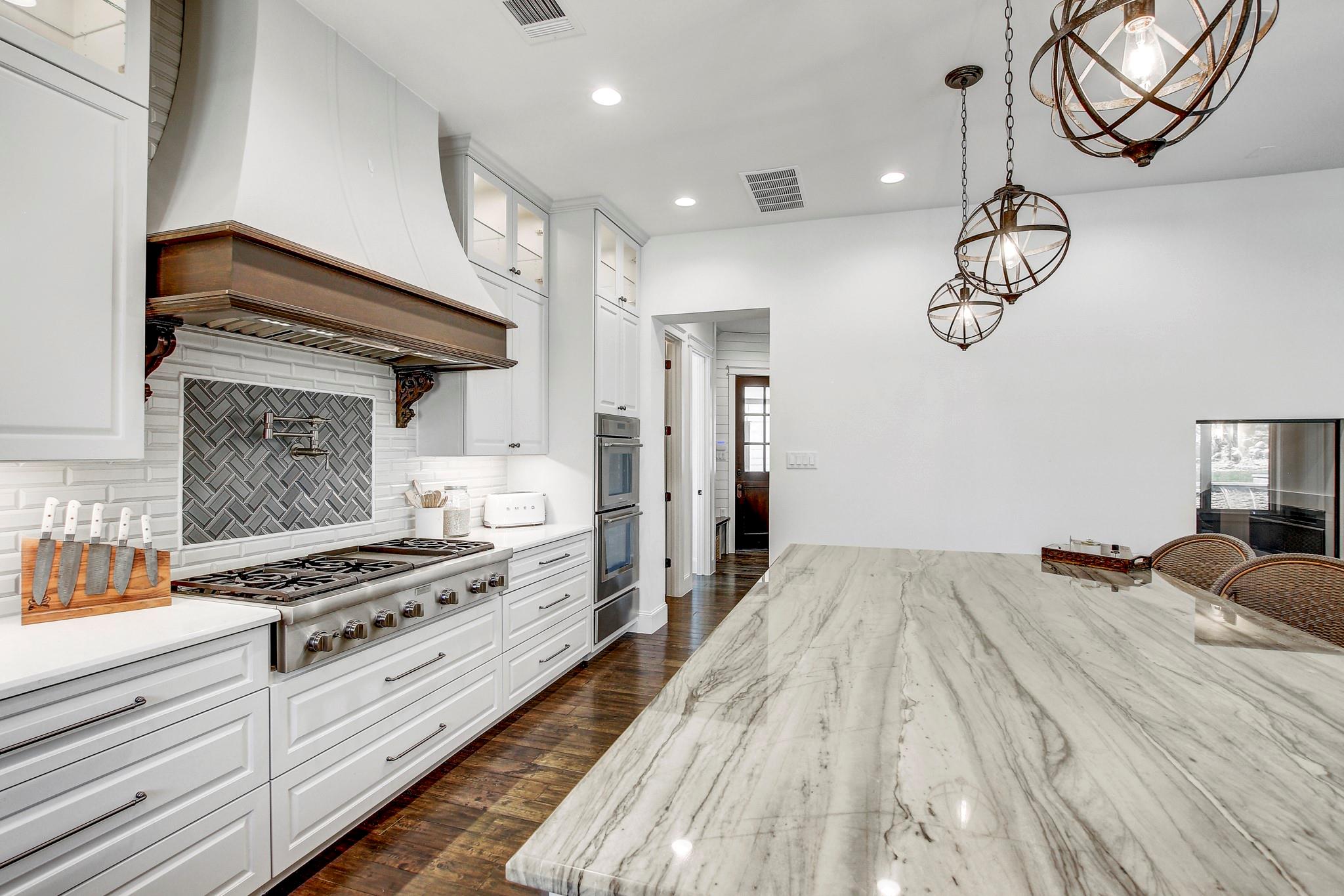 102 Canyon Turn Trail Austin TX 78734