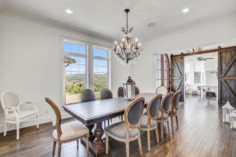 102 Canyon Turn Trail Austin TX 78734
