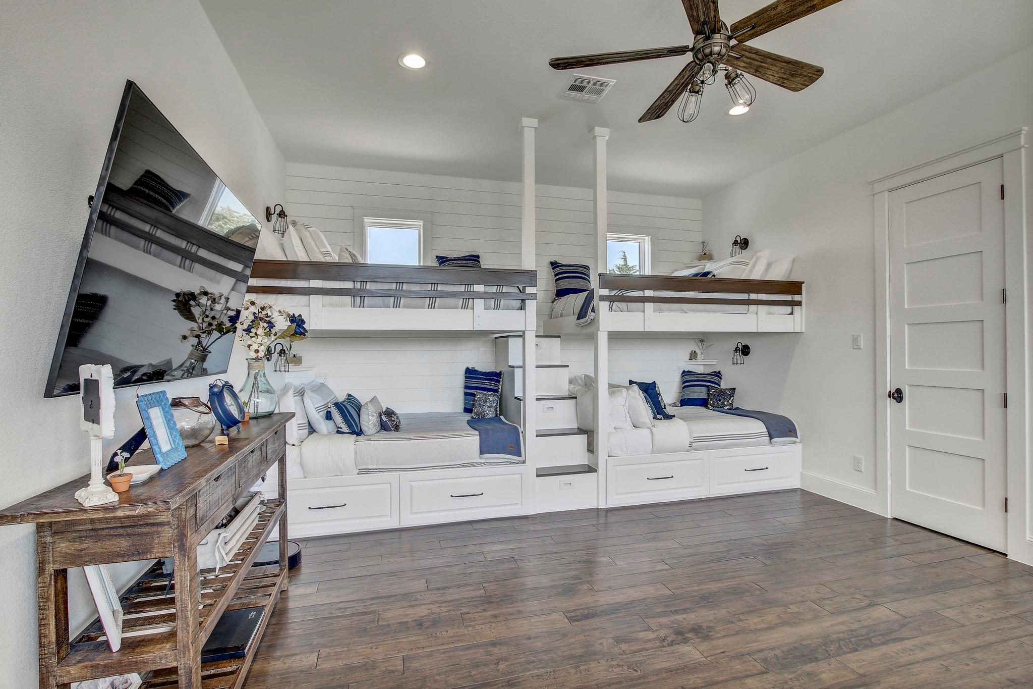 102 Canyon Turn Trail Austin TX 78734