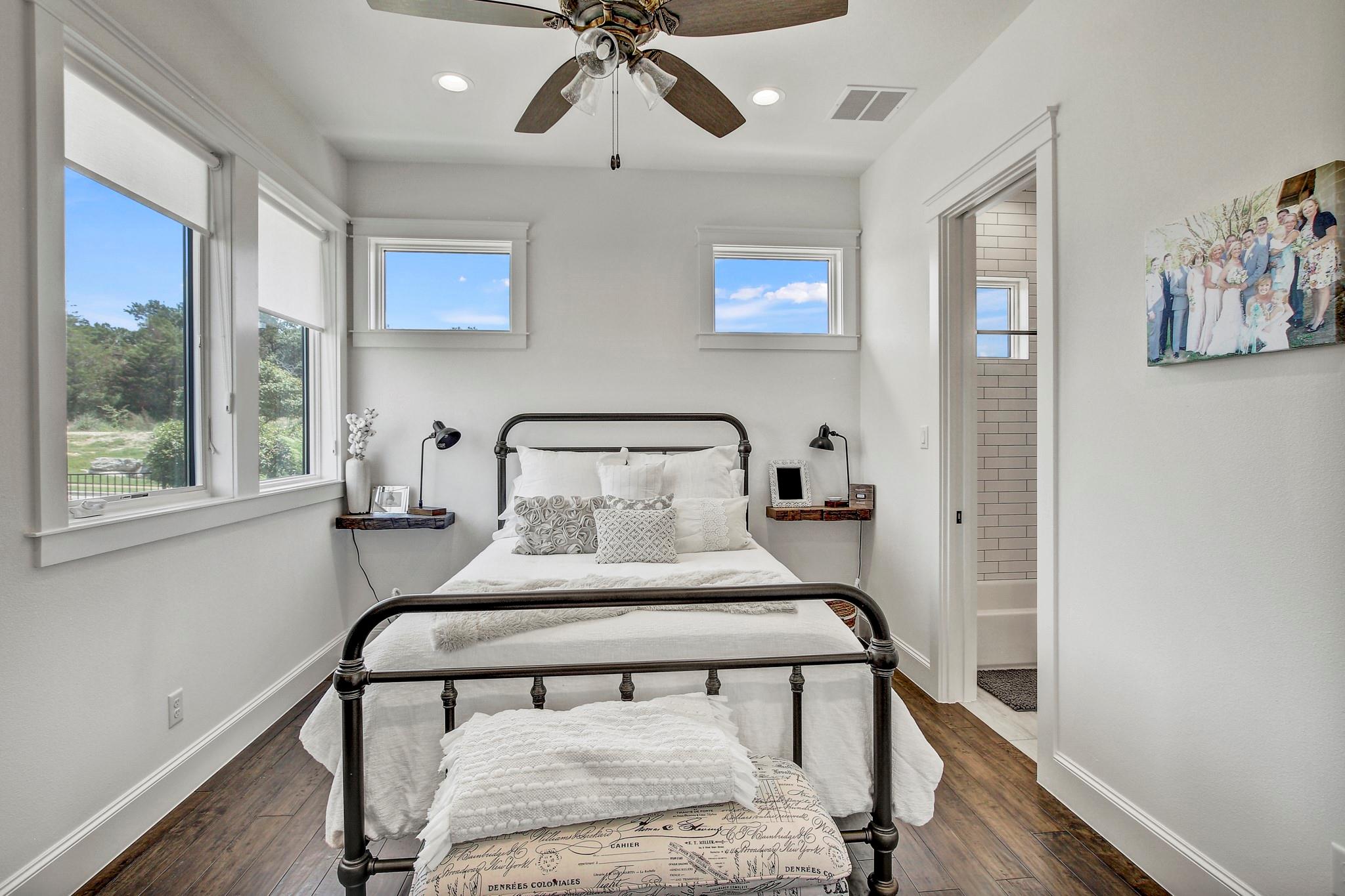 102 Canyon Turn Trail Austin TX 78734