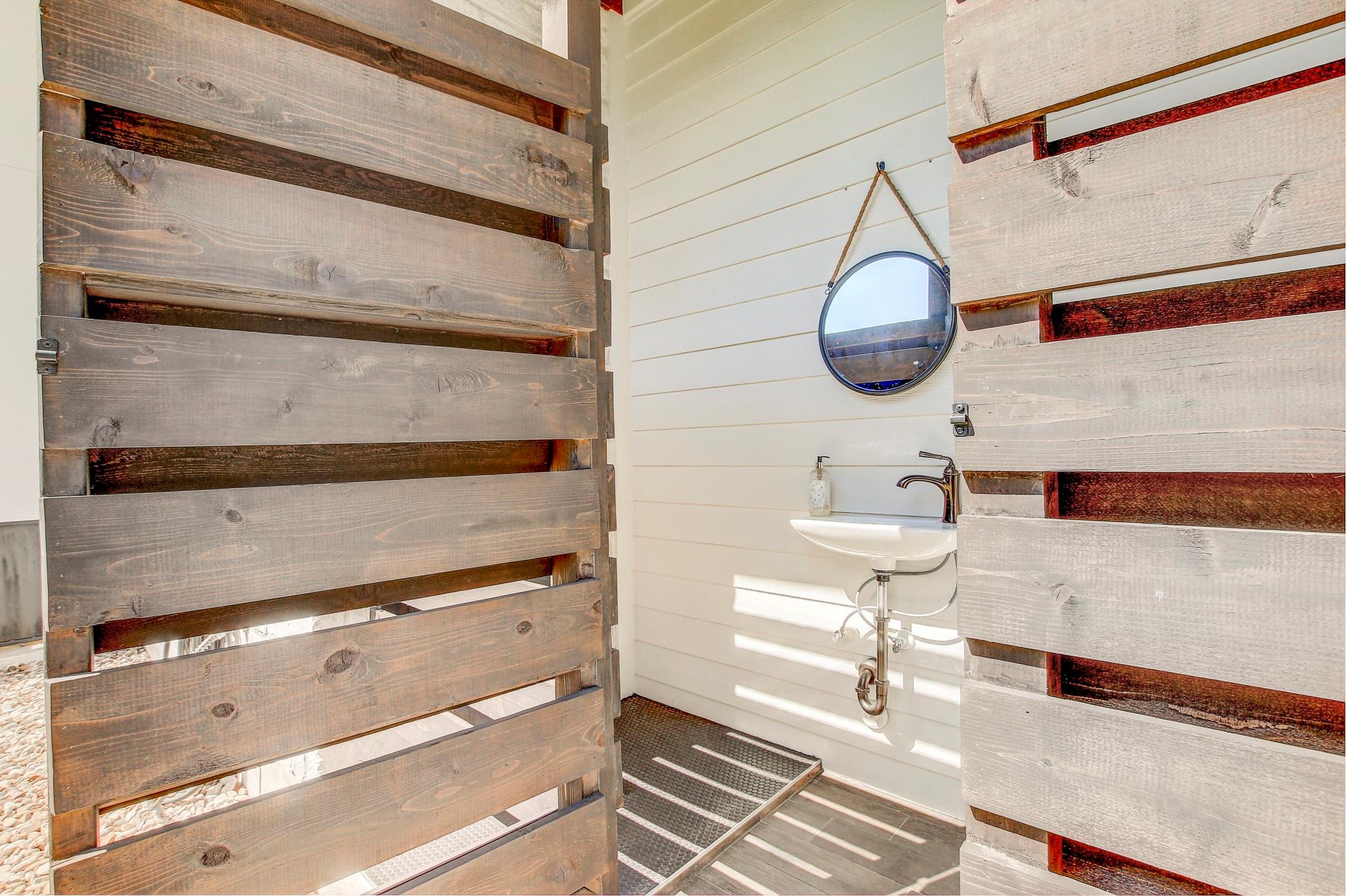 102 Canyon Turn Trail Austin TX 78734